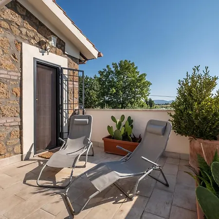 Holiday home Dimora Della Dogana Pescia Romana